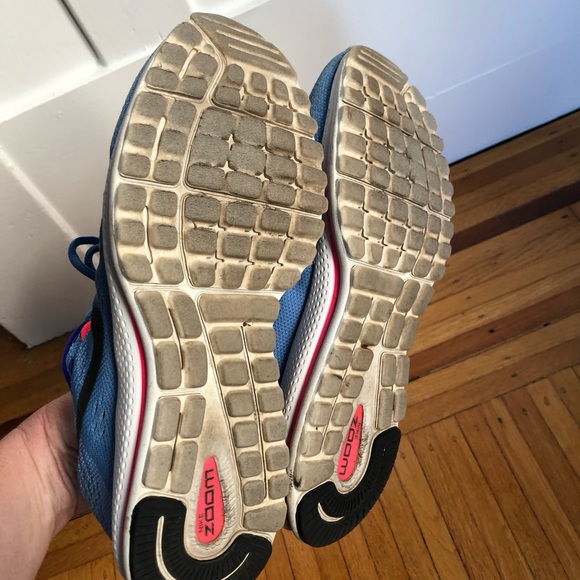 Women’s Nike Zoom - 7.5 - Picture 8 of 8